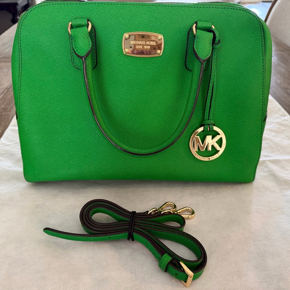 Michael Kors Kelly Green Saffiano Leather Satchel with Gold Hardware - Picture 15 of 15